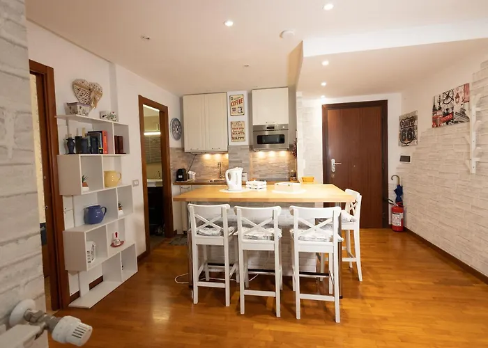 Apartment Marci's Rom
